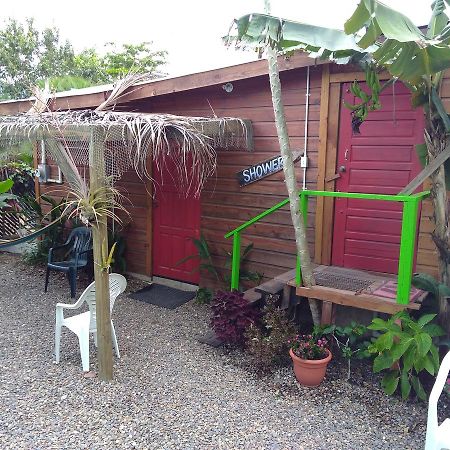 Placencia Hostel Екстериор снимка
