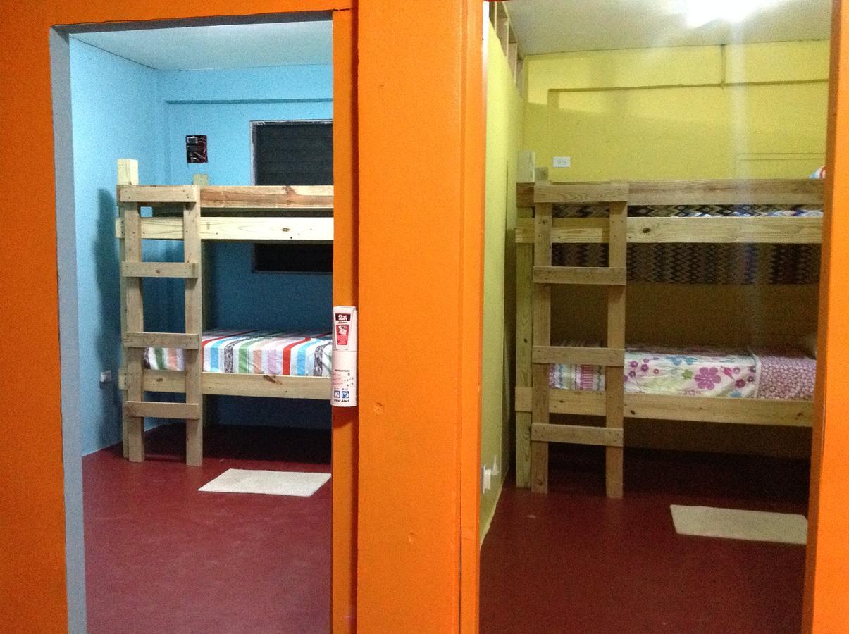 Placencia Hostel Екстериор снимка